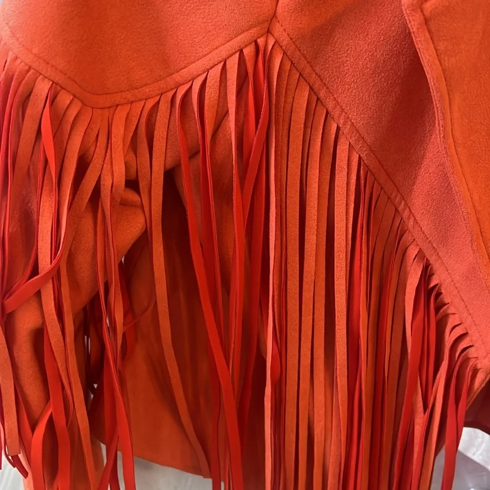NWOT Cropped faux suede Fringe jacket size small - Picture 2 of 4